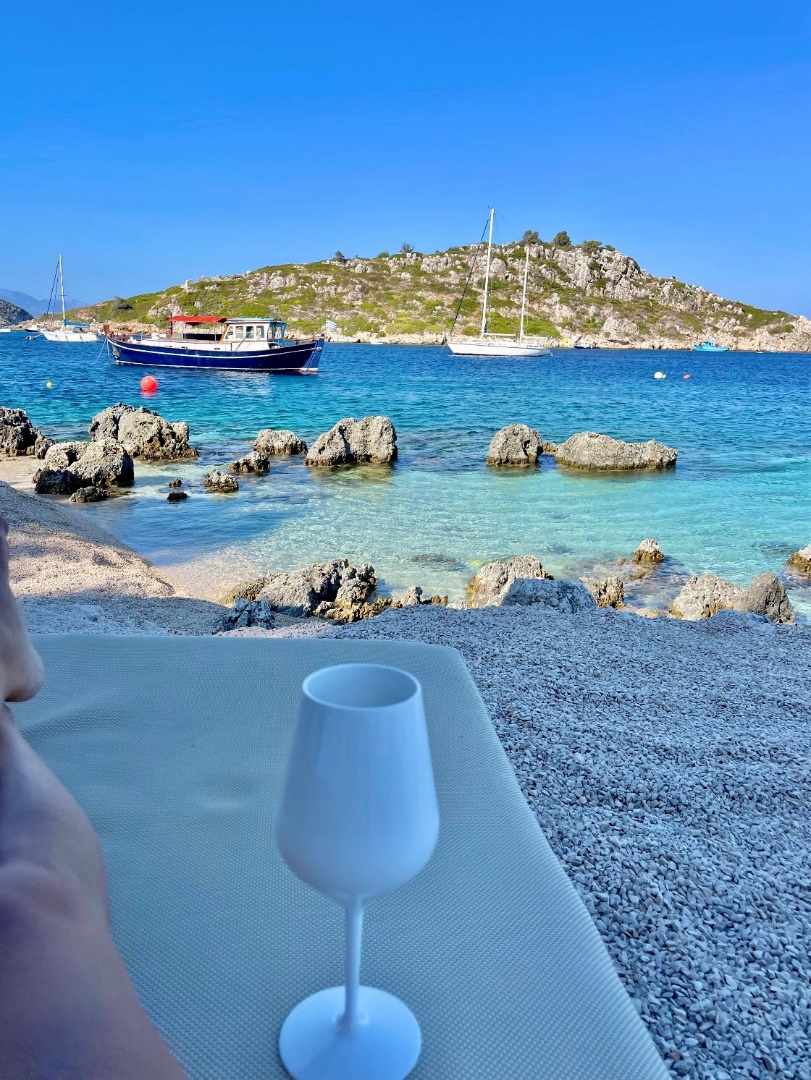 Madrakia Fish Tavern