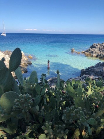 Filippoi-Selinas Cove